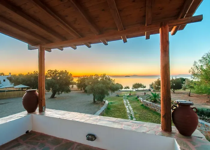 Theonis Villas Moutsoúna