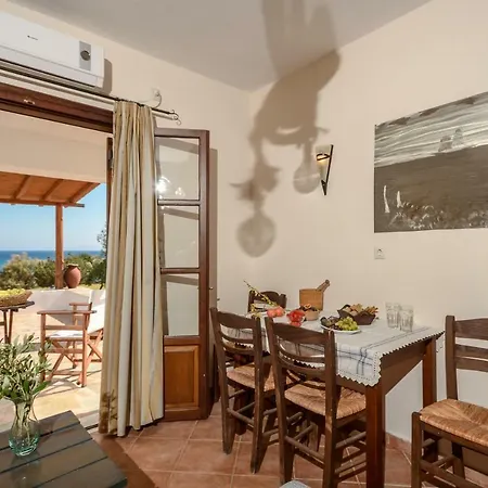 Theonis Appartement Moutsoúna