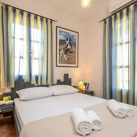 Theonis Villas Appartement *