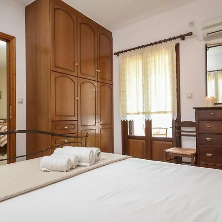 Theonis Appartement