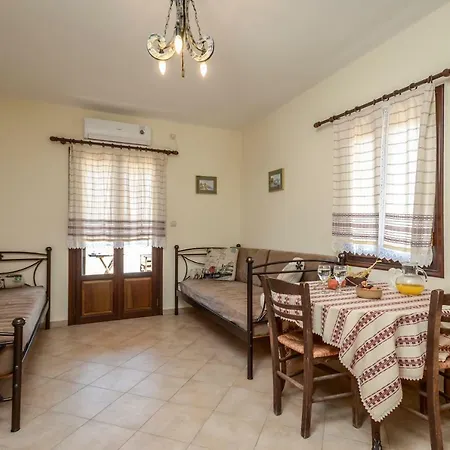 Theonis Villas Appartement *