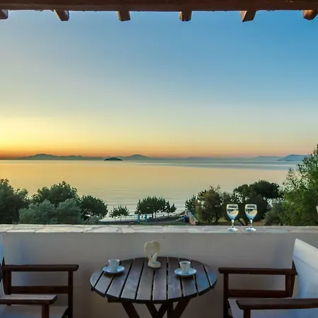 Theonis Naxos 30 Meters From The Lägenhet Kanaki