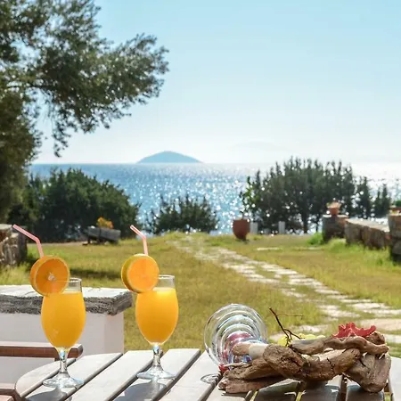 Theonis Villas * Moutsoúna