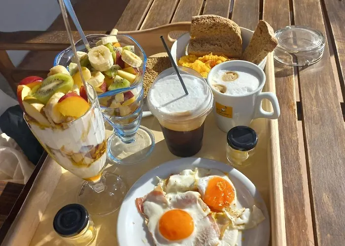 アパート Theonis