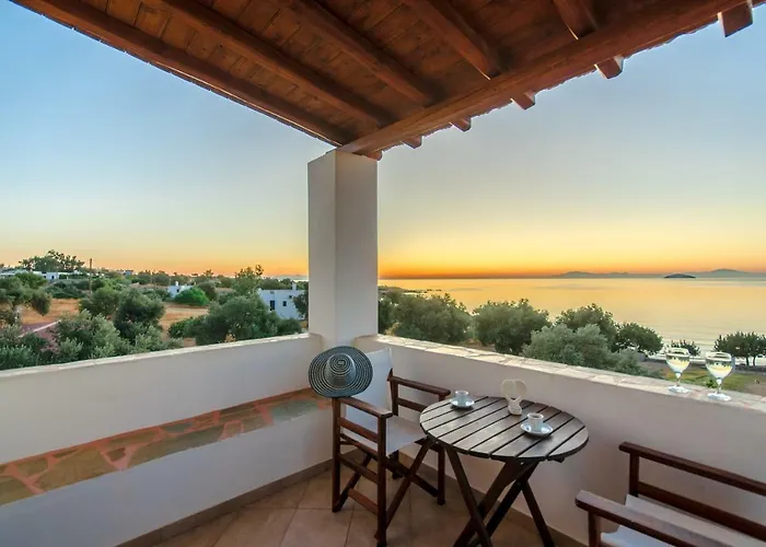 アパート Theonis