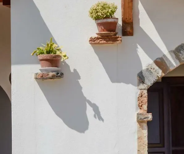 Theonis アパート