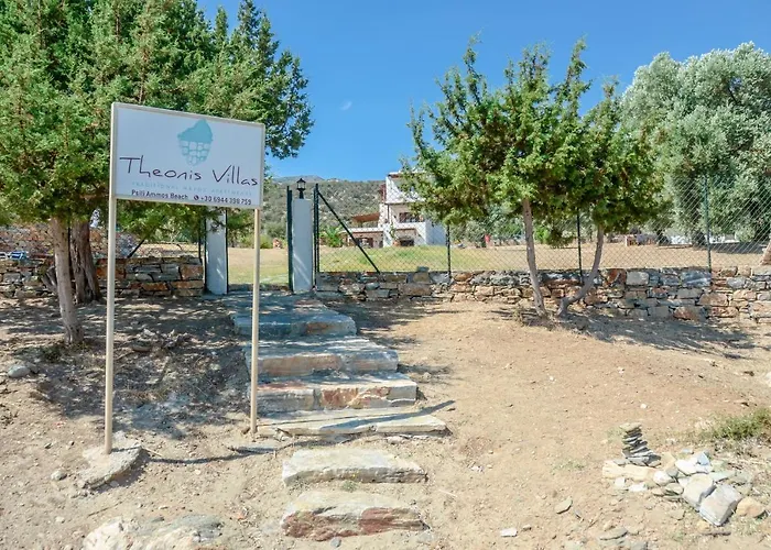 Theonis アパート